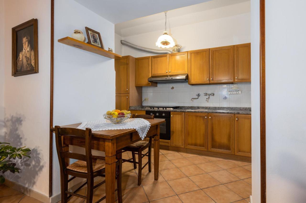 Enchanting Flat With Patio In Abbadia A Isola Монтериджоні Екстер'єр фото